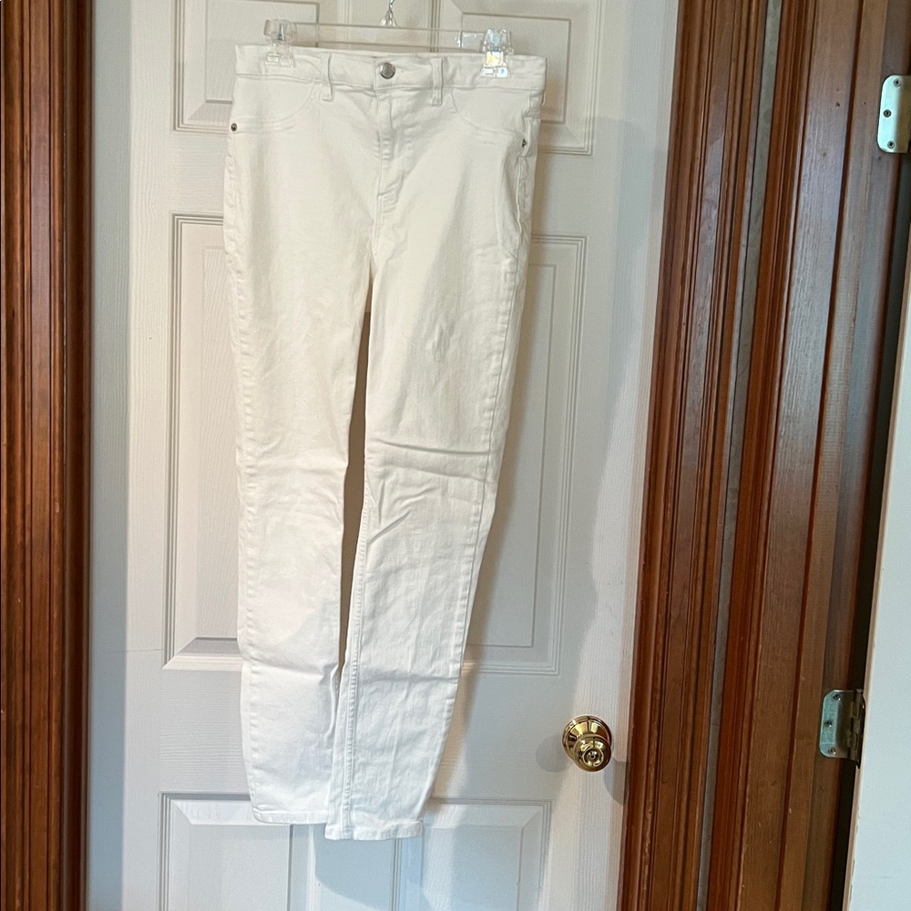 Free People White Stretchy Skinny Jeans - Size 31R